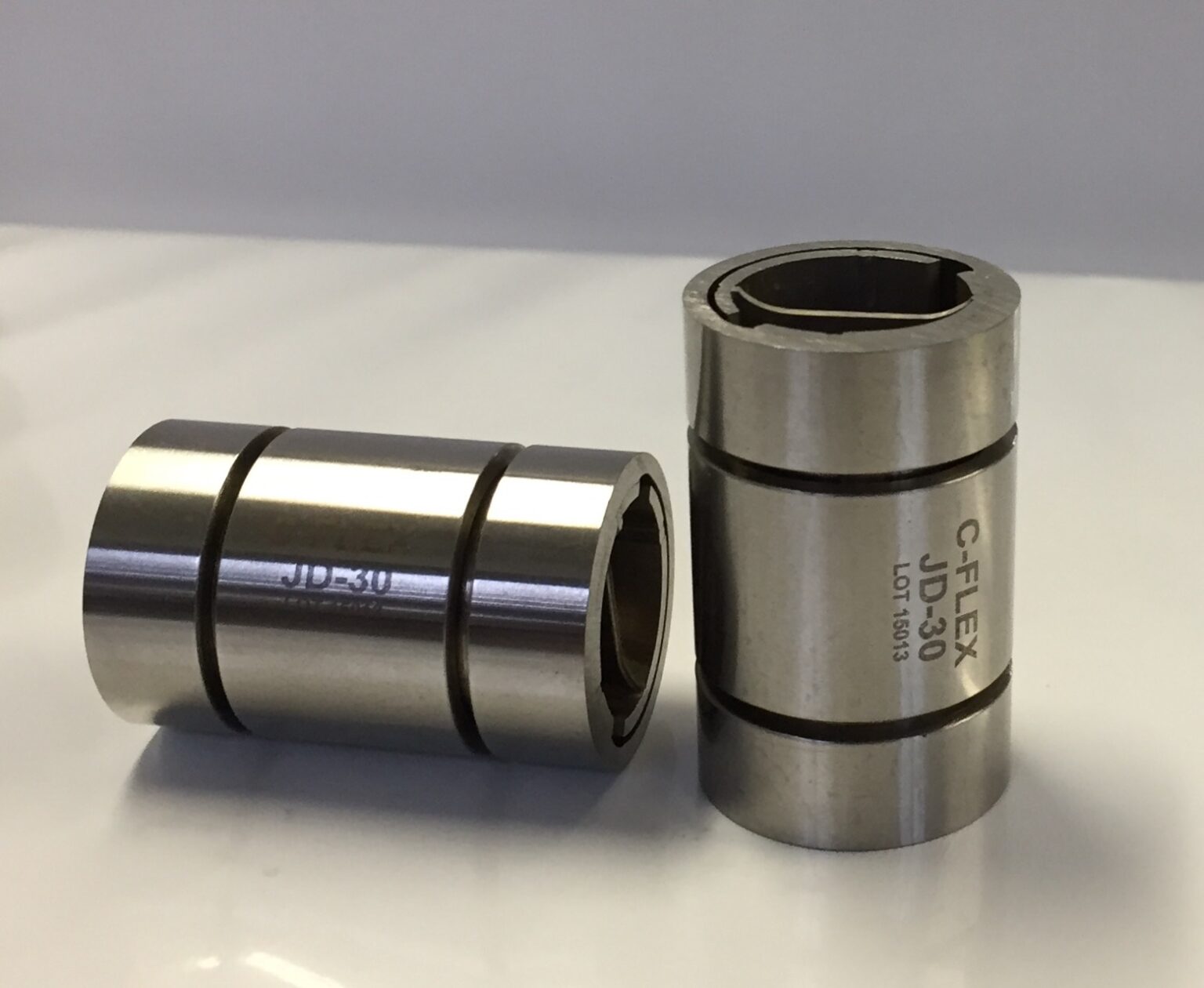 CFlex double end pivot bearing Bearing Tips